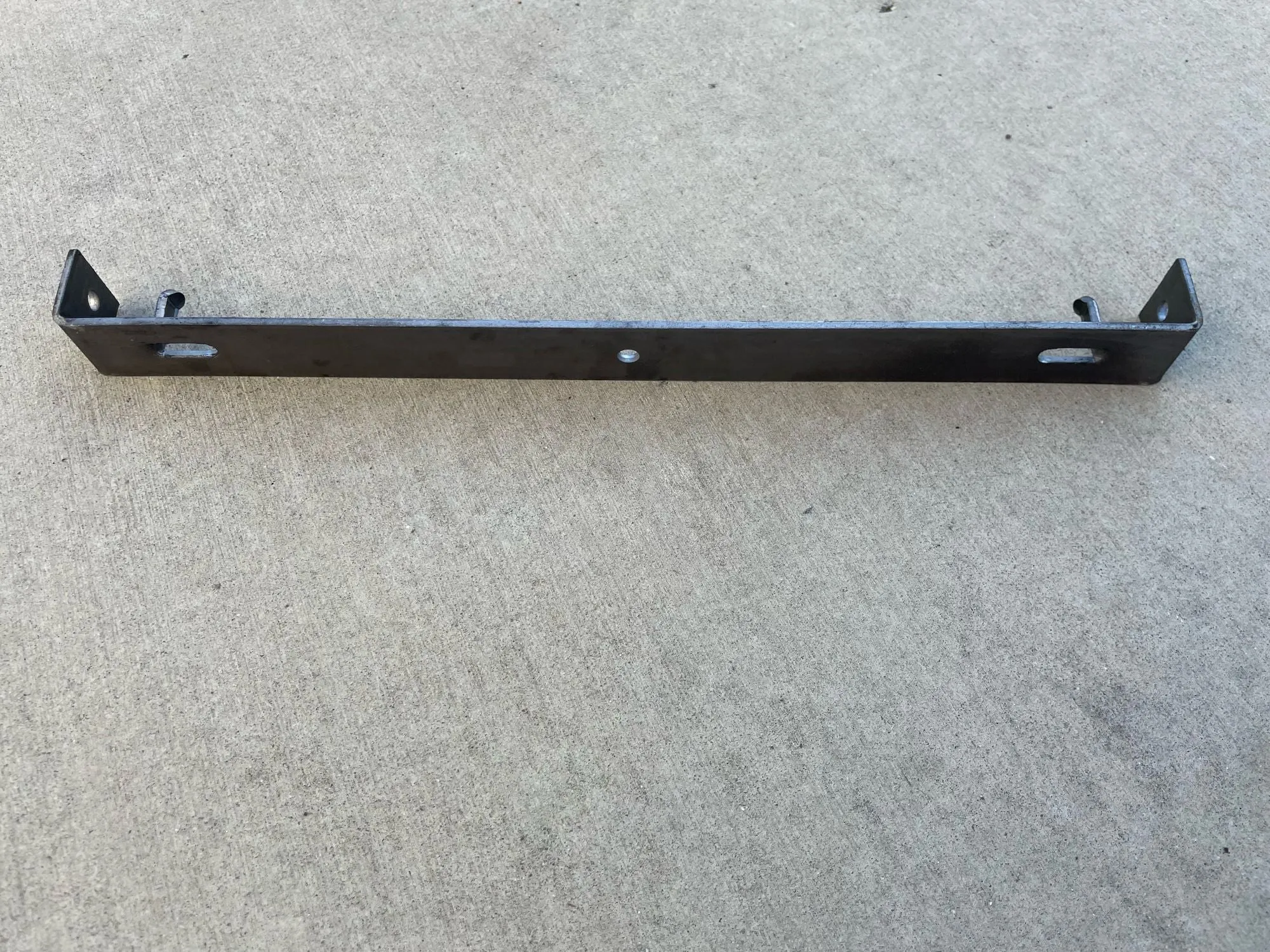 12" x 3/4" Concrete Spreader Cleats - Form Clips
