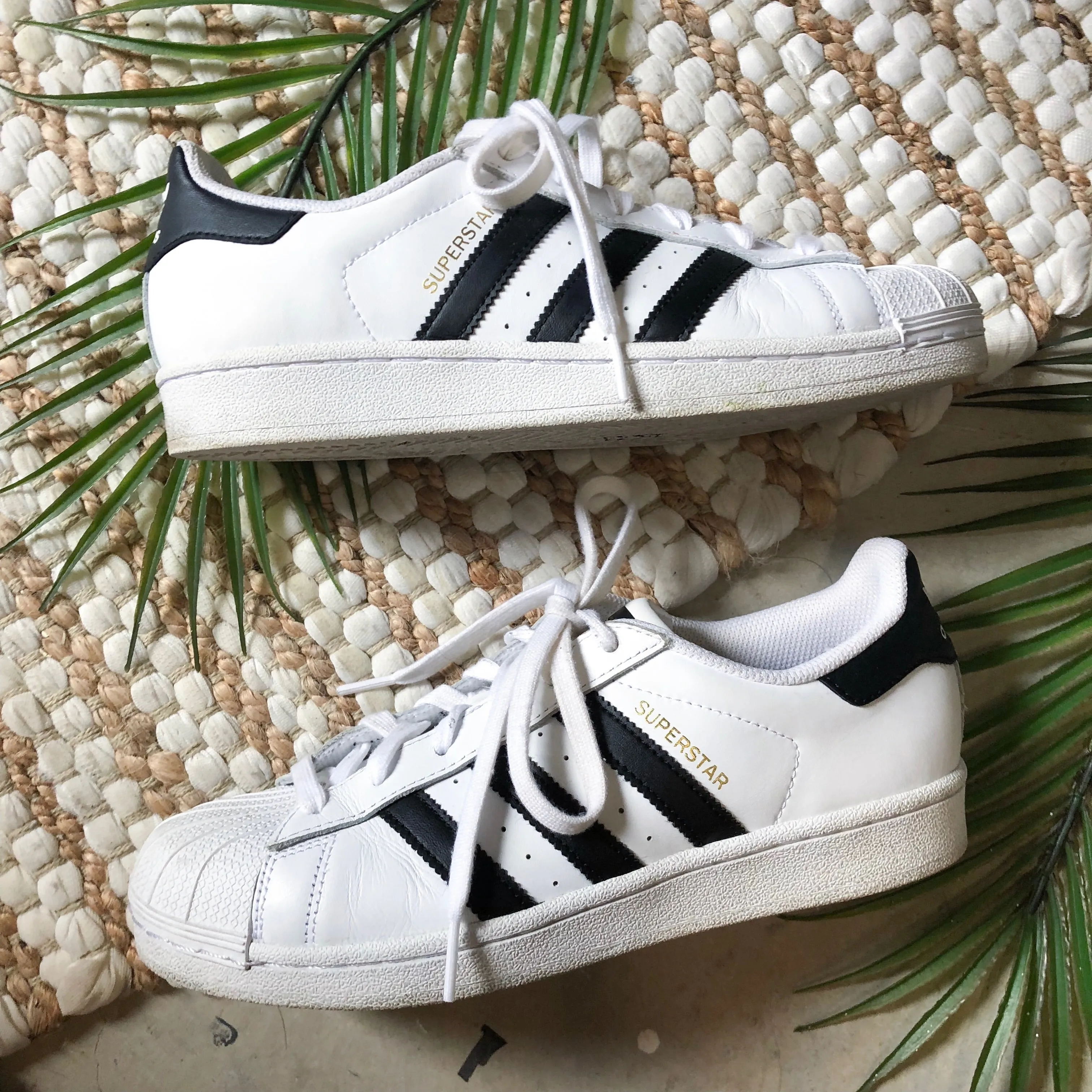 Adidas Superstar Tennis Shoes - 7.5