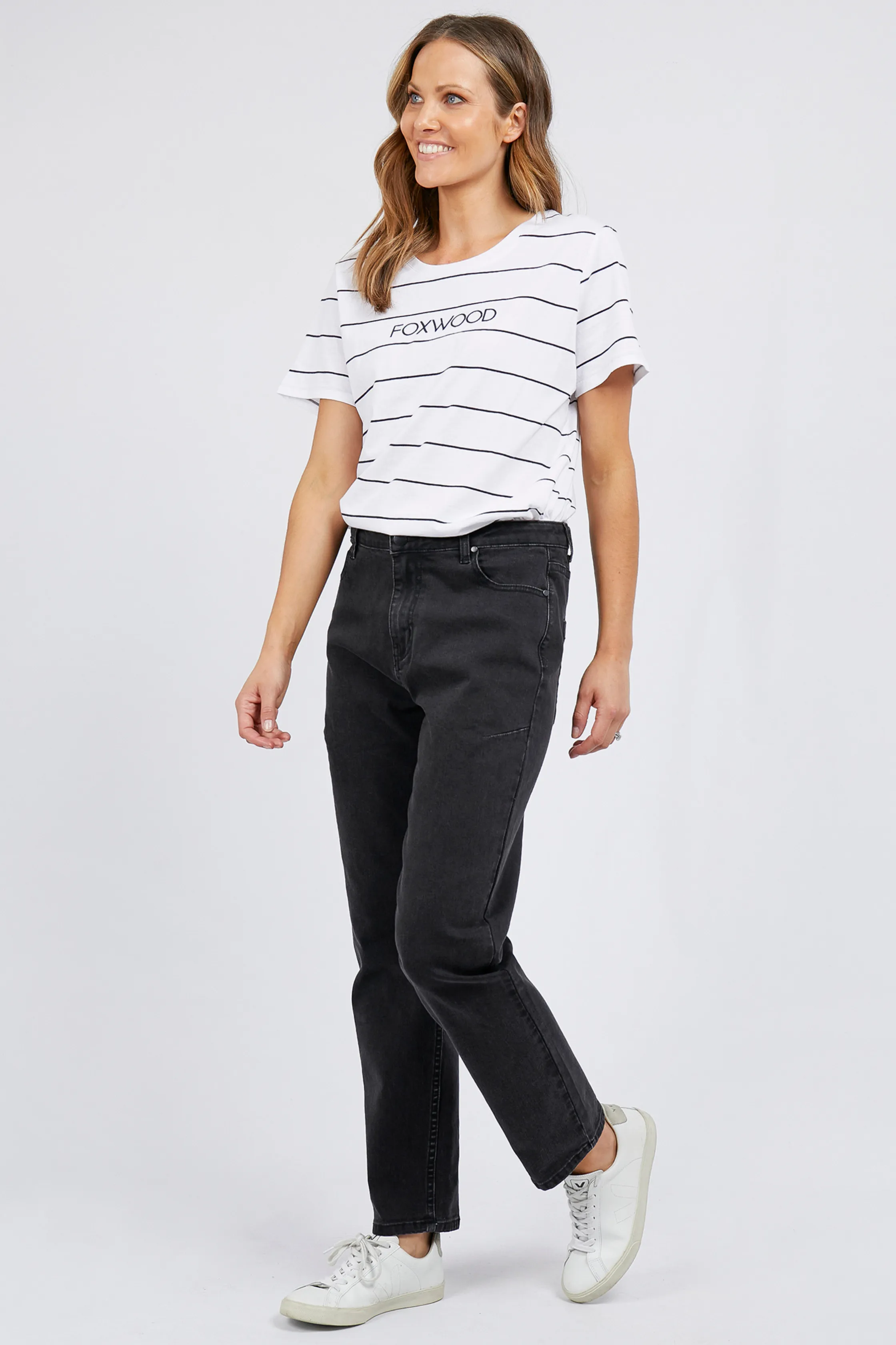 BARKLY STRAIGHT LEG JEAN - Washed Black