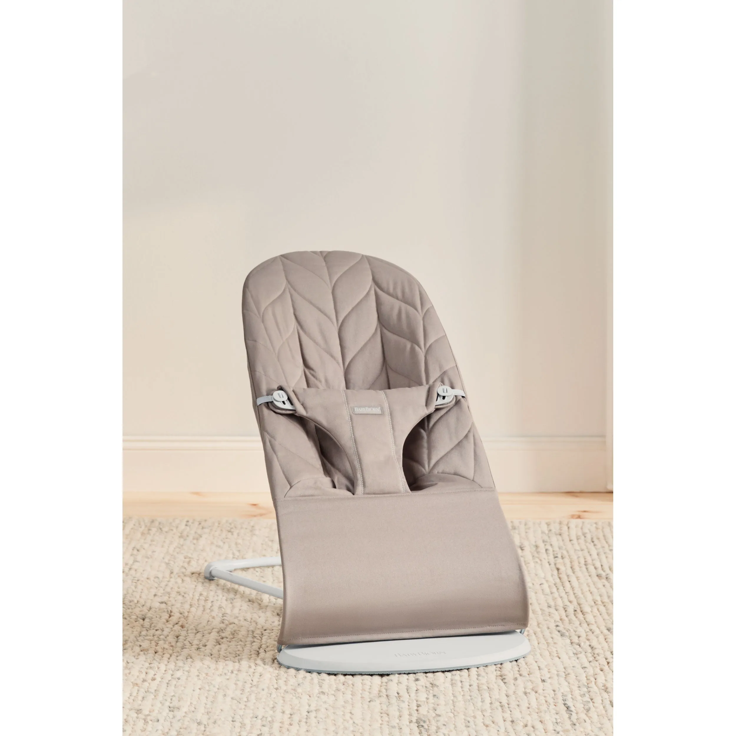 Bouncer Bliss Woven Petal Quilt - Sand Grey