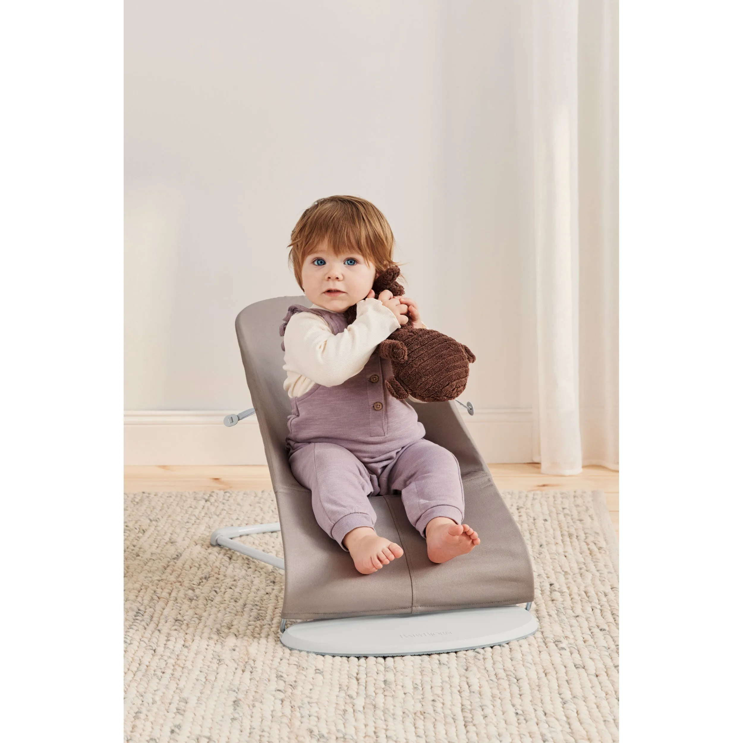 Bouncer Bliss Woven Petal Quilt - Sand Grey