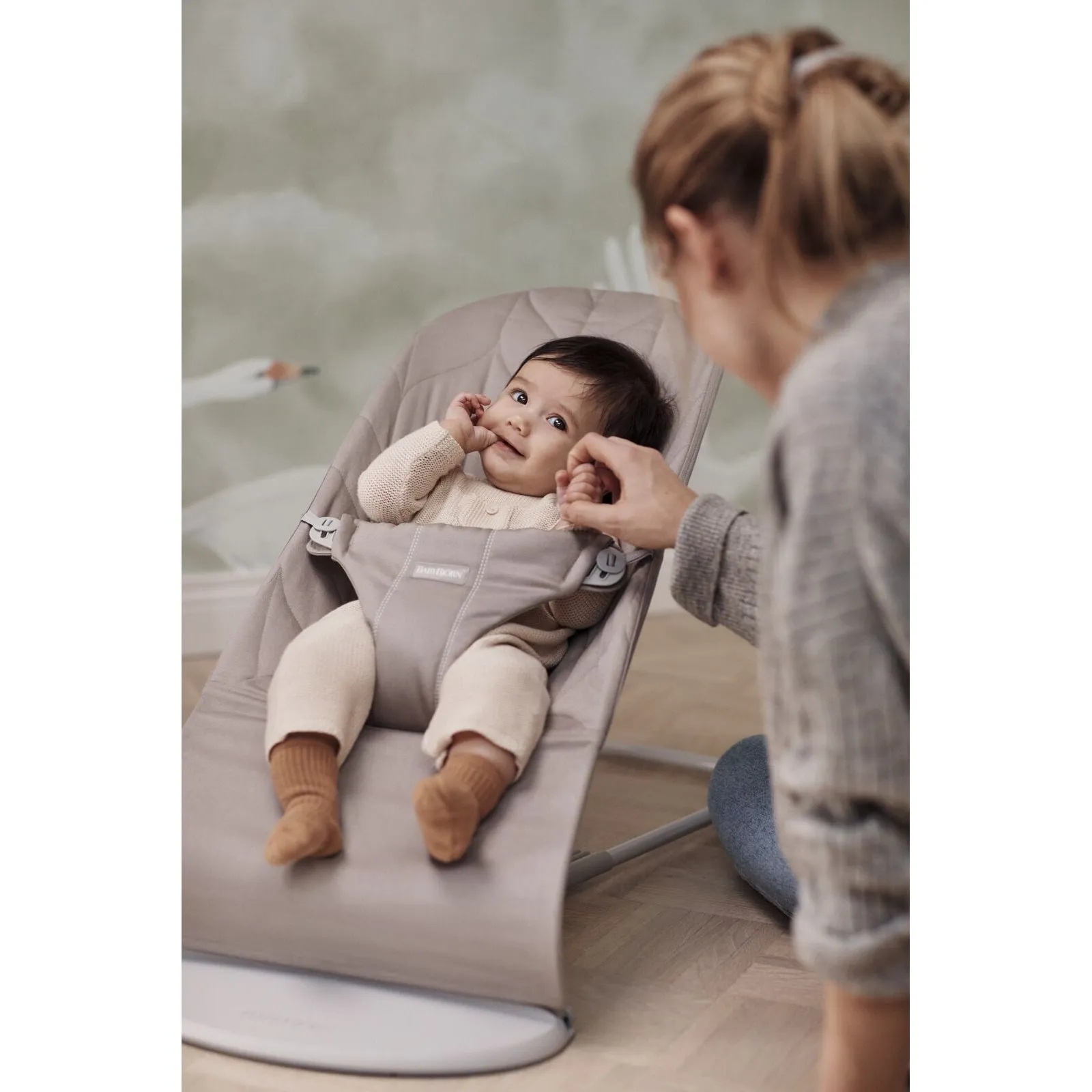 Bouncer Bliss Woven Petal Quilt - Sand Grey