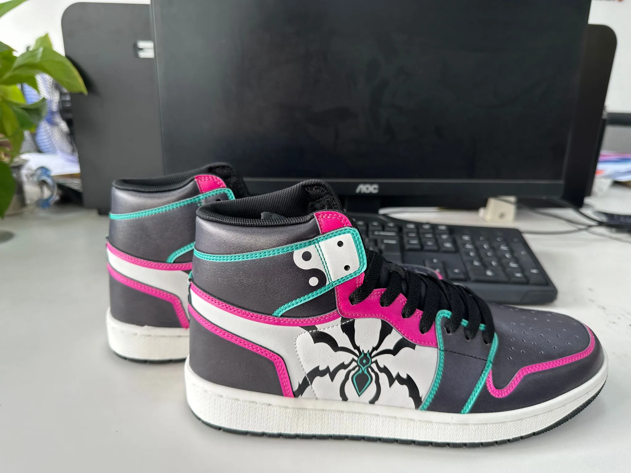Juri "SIN" Equil Street Kicks [V1]