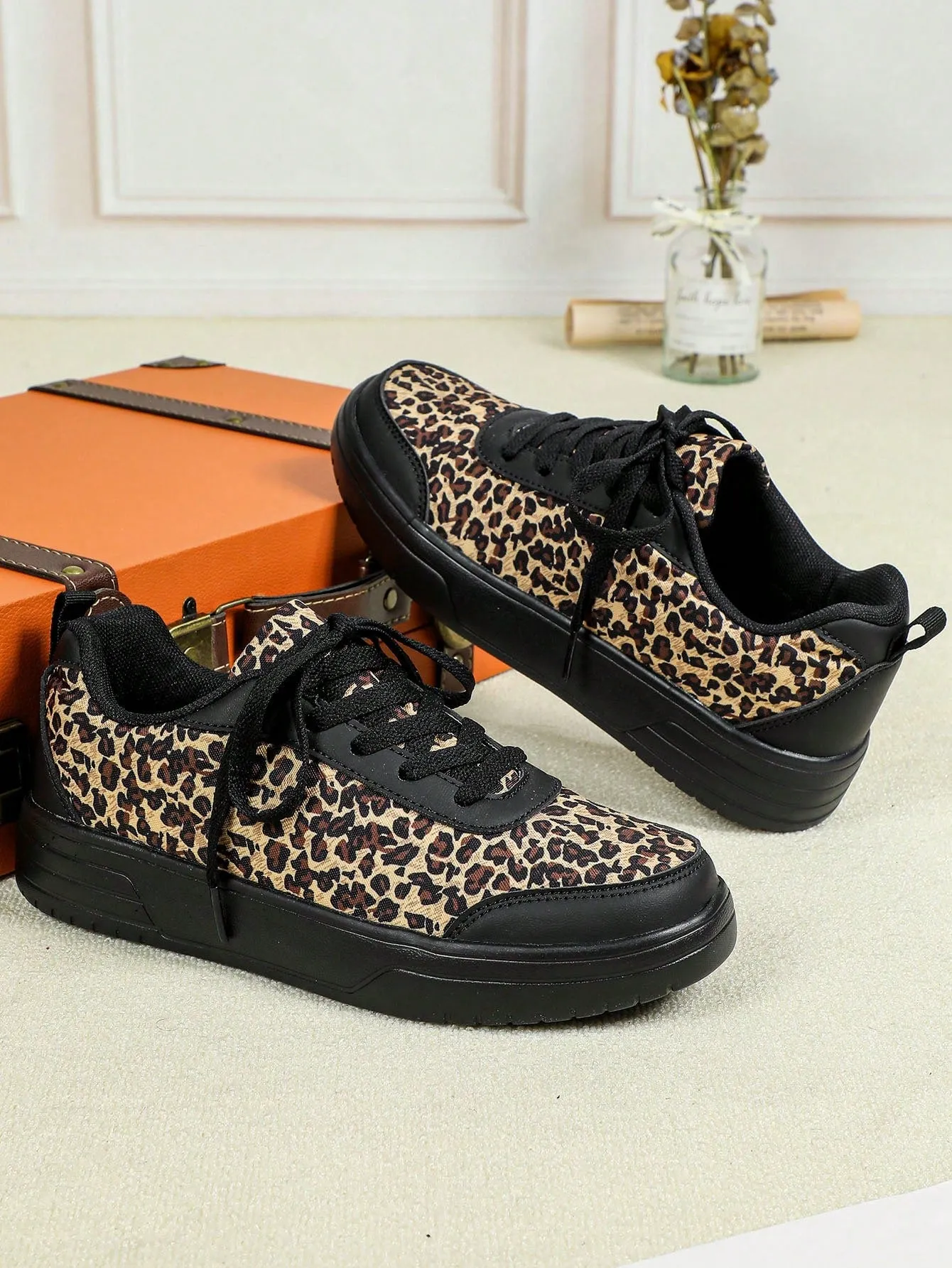 Leopard Print Casual Sneakers For Men, Black, Lightweight, Breathable, Comfortable Slip-On Shoes, Great For Commuting, Walking, Holiday Gift, Party