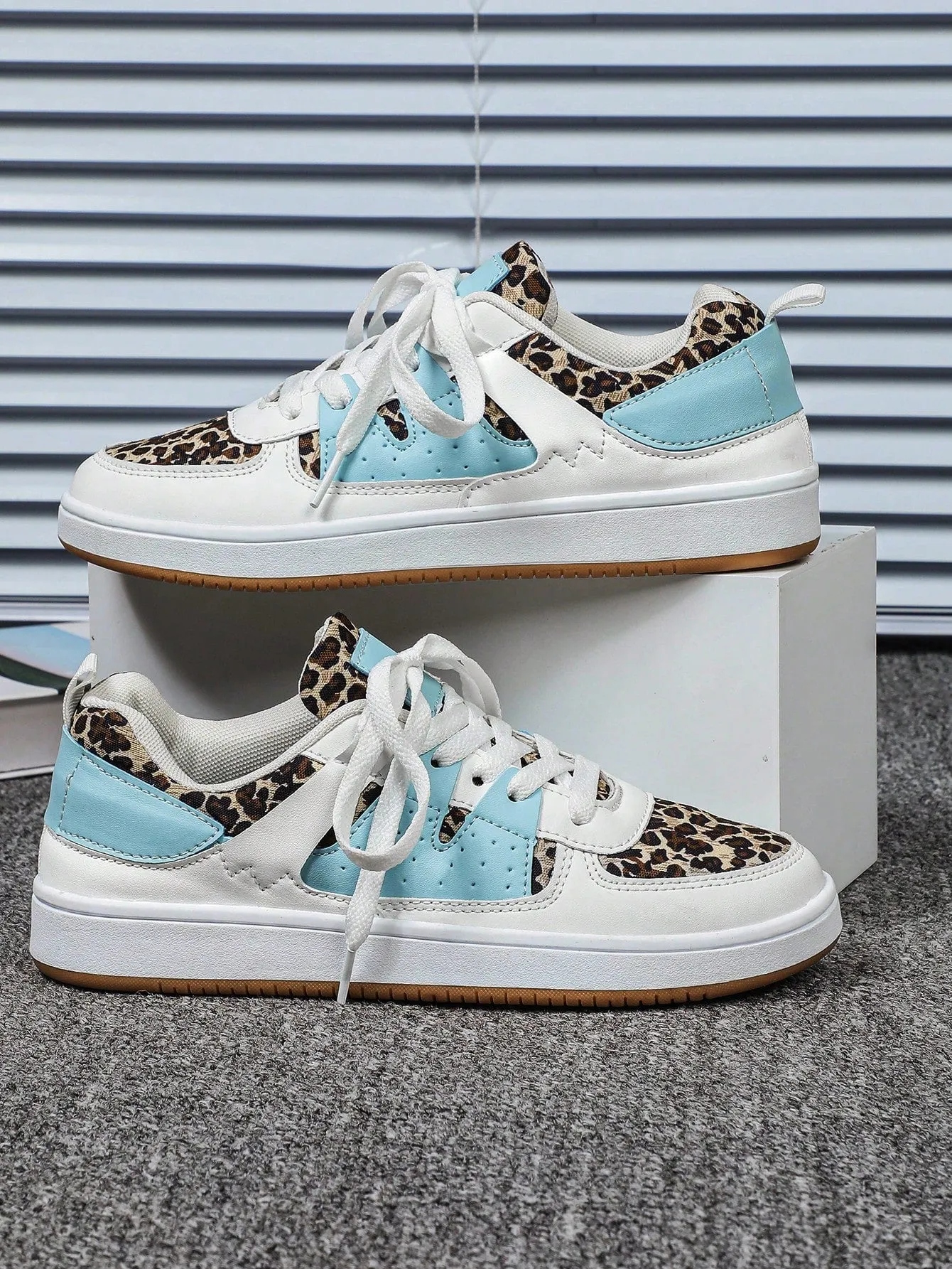 Leopard Print Casual Sneakers For Men, Black, Lightweight, Breathable, Comfortable Slip-On Shoes, Great For Commuting, Walking, Holiday Gift, Party