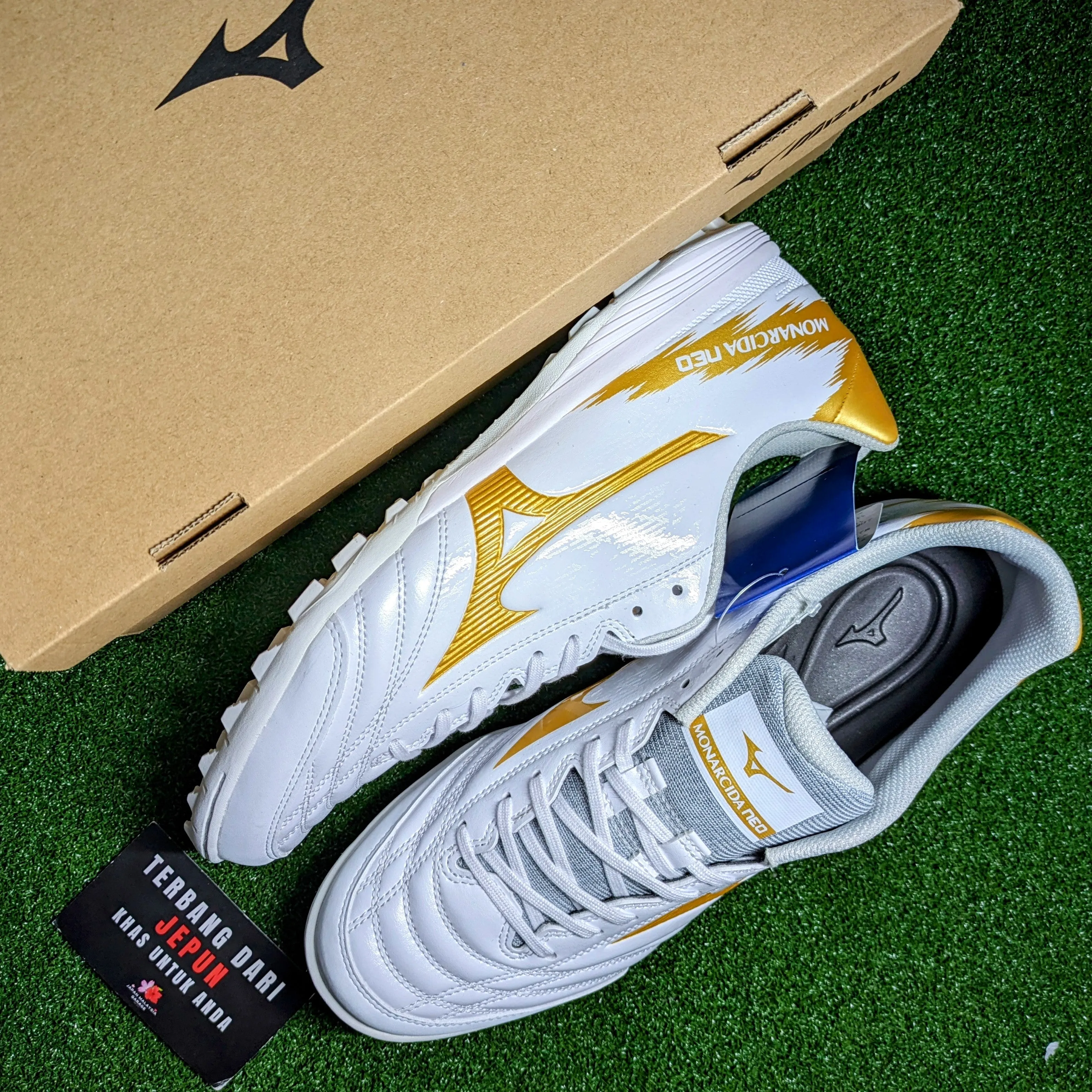 Mizuno Monarcida Neo Sala Pro TF(White/Gold)