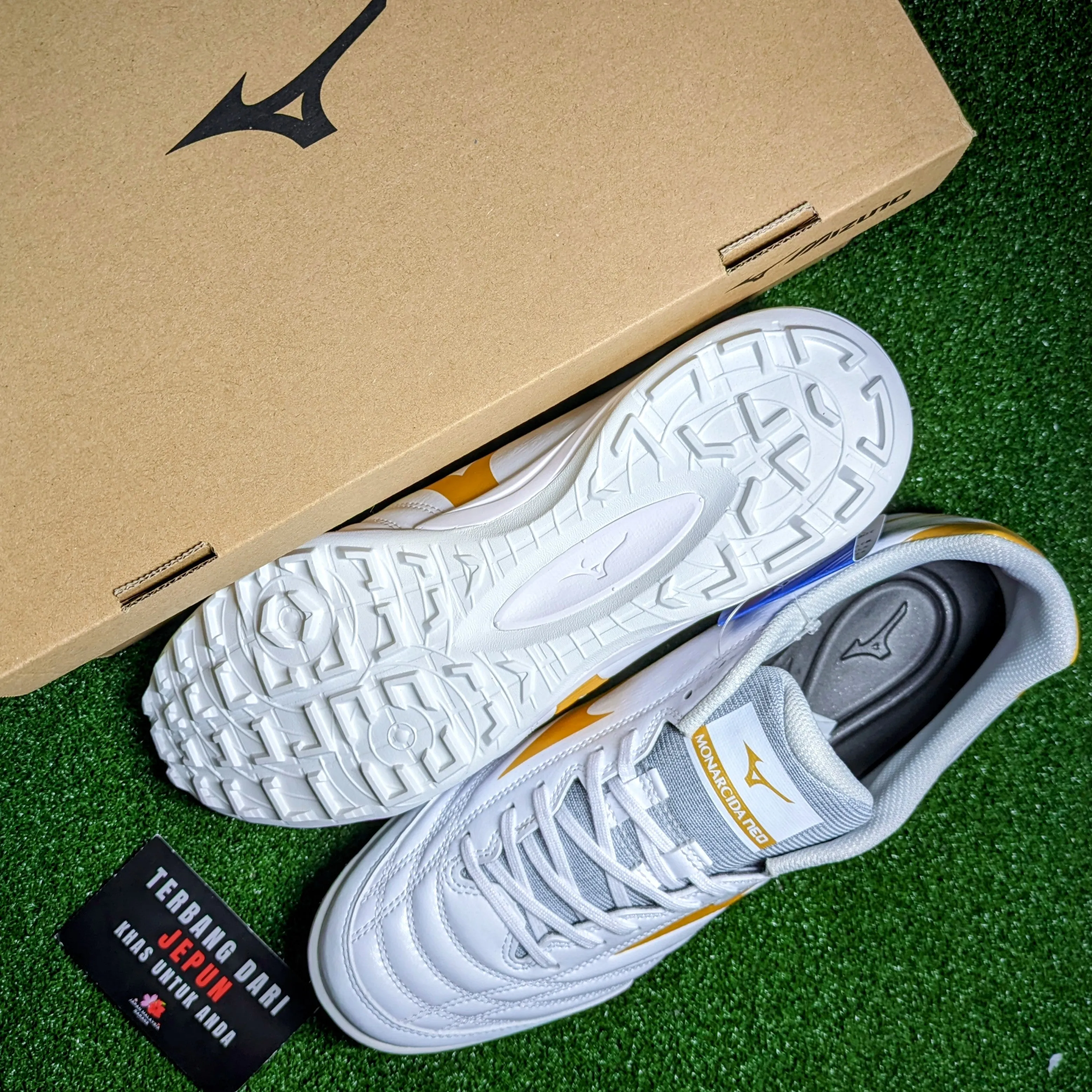 Mizuno Monarcida Neo Sala Pro TF(White/Gold)