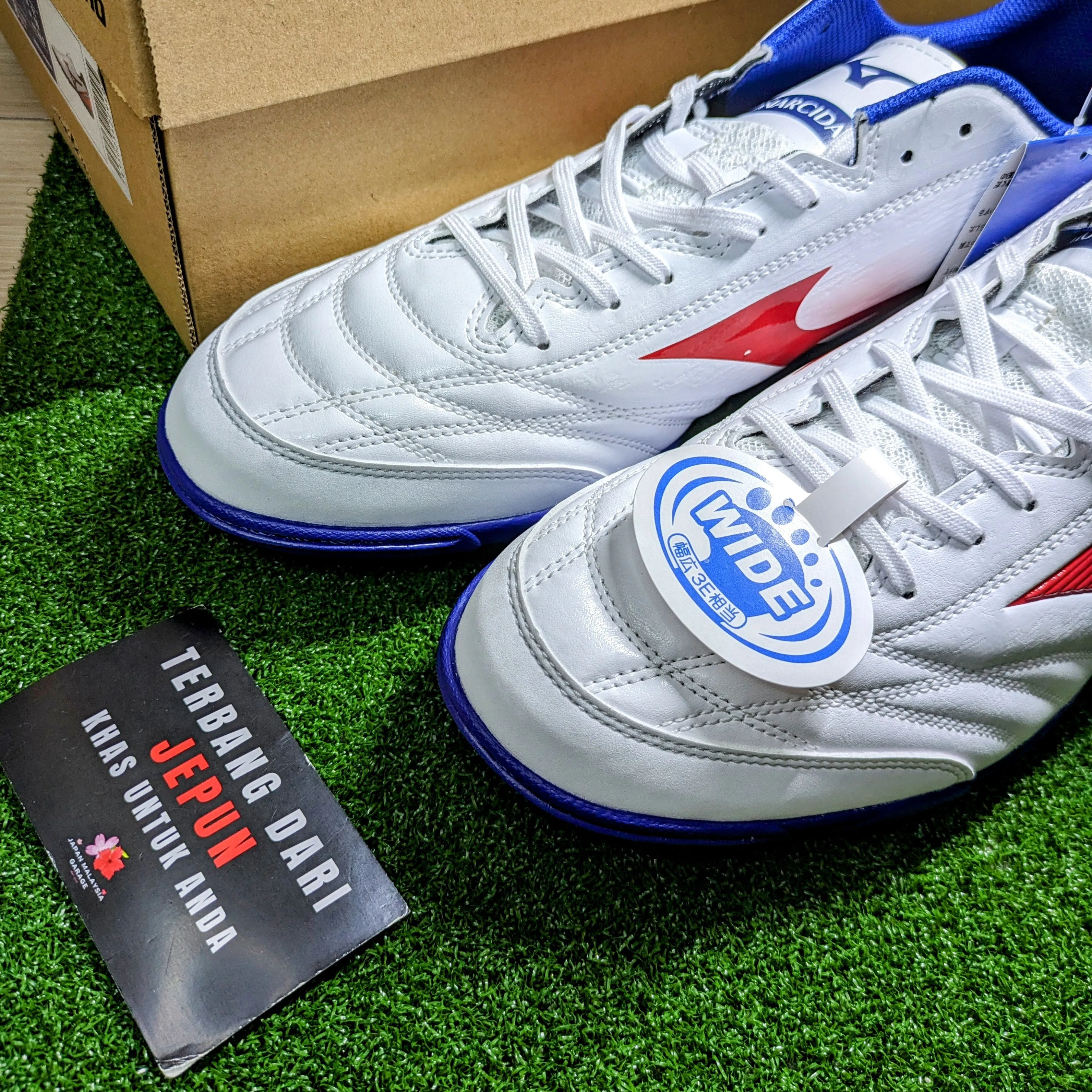 Mizuno Monarcida Neo Sala Select TF(White/Red/Blue)
