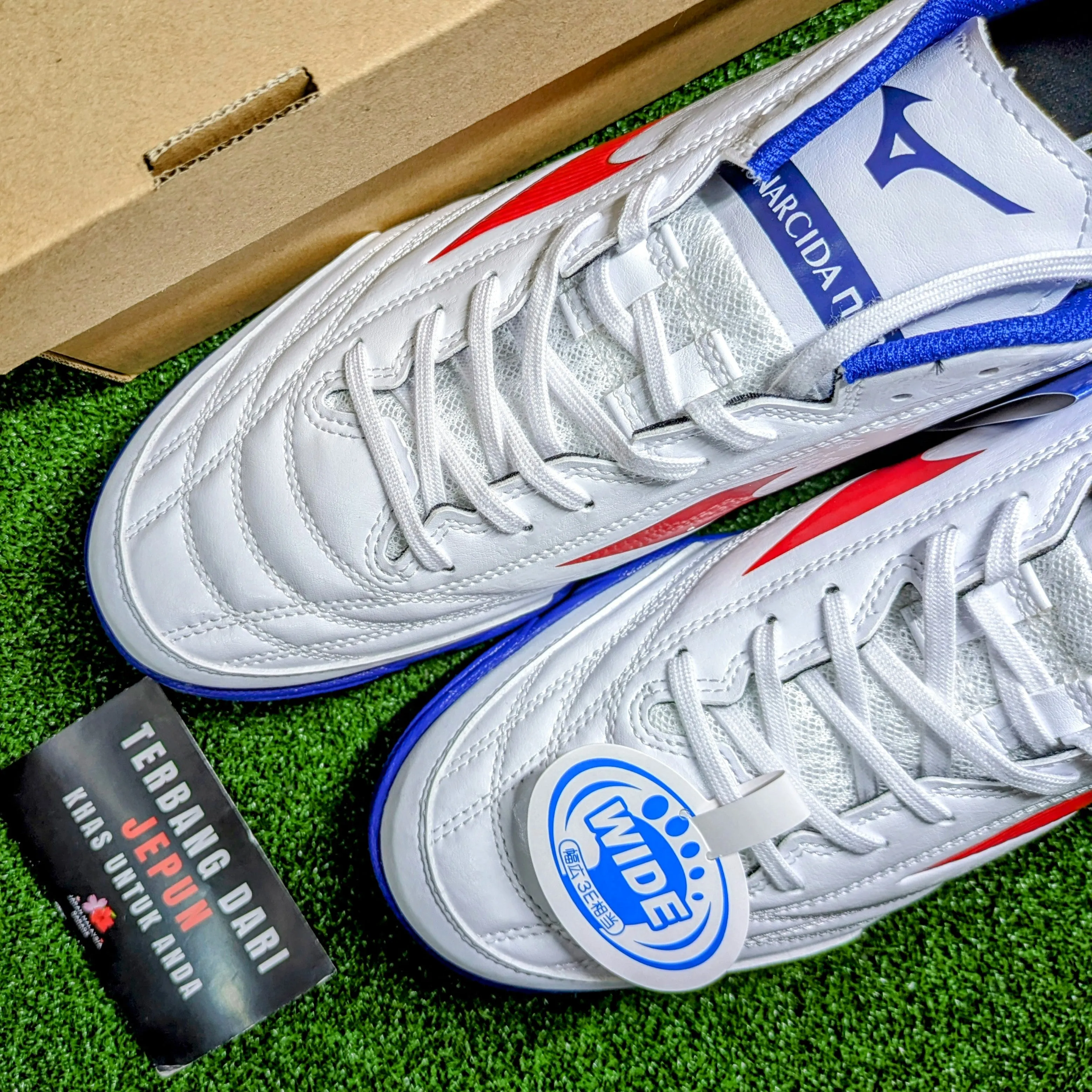 Mizuno Monarcida Neo Sala Select TF(White/Red/Blue)