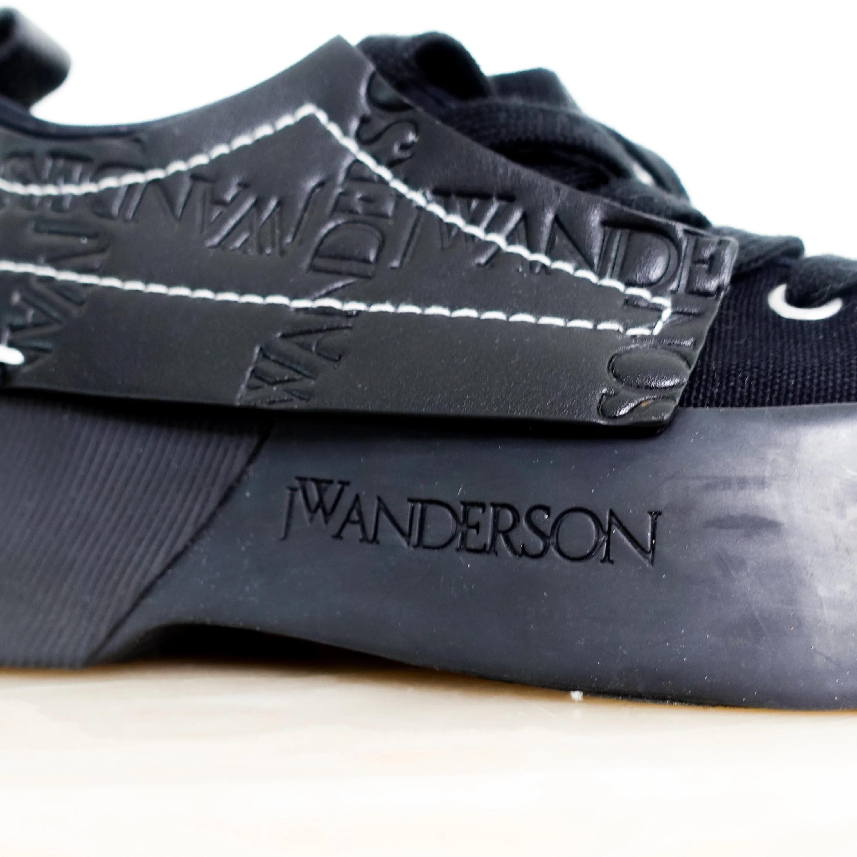 Monogram logo sneakers-final sale