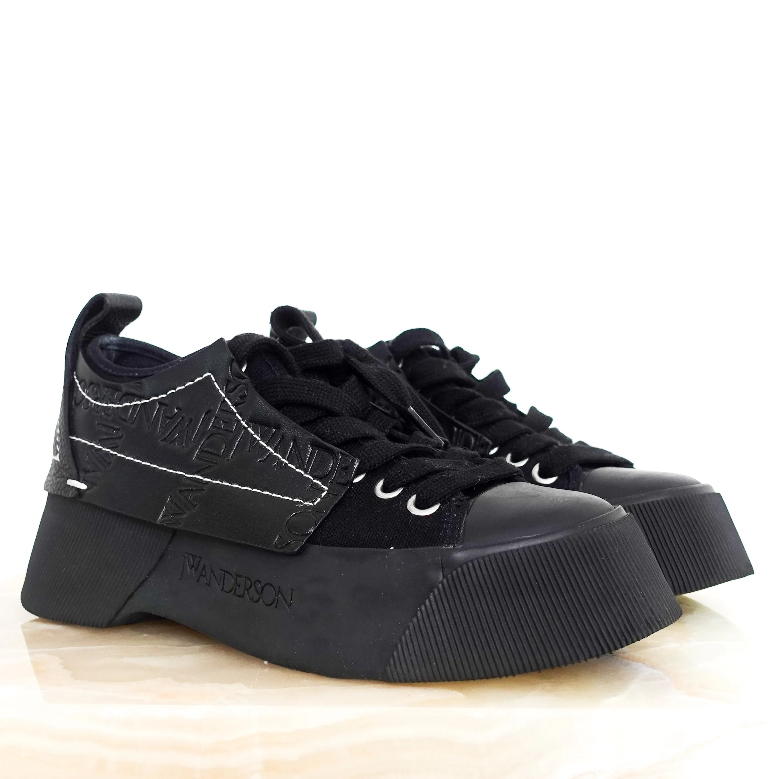 Monogram logo sneakers-final sale