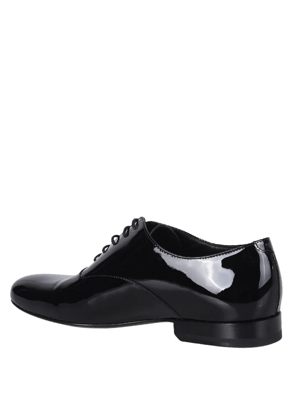 Patent leather shoes