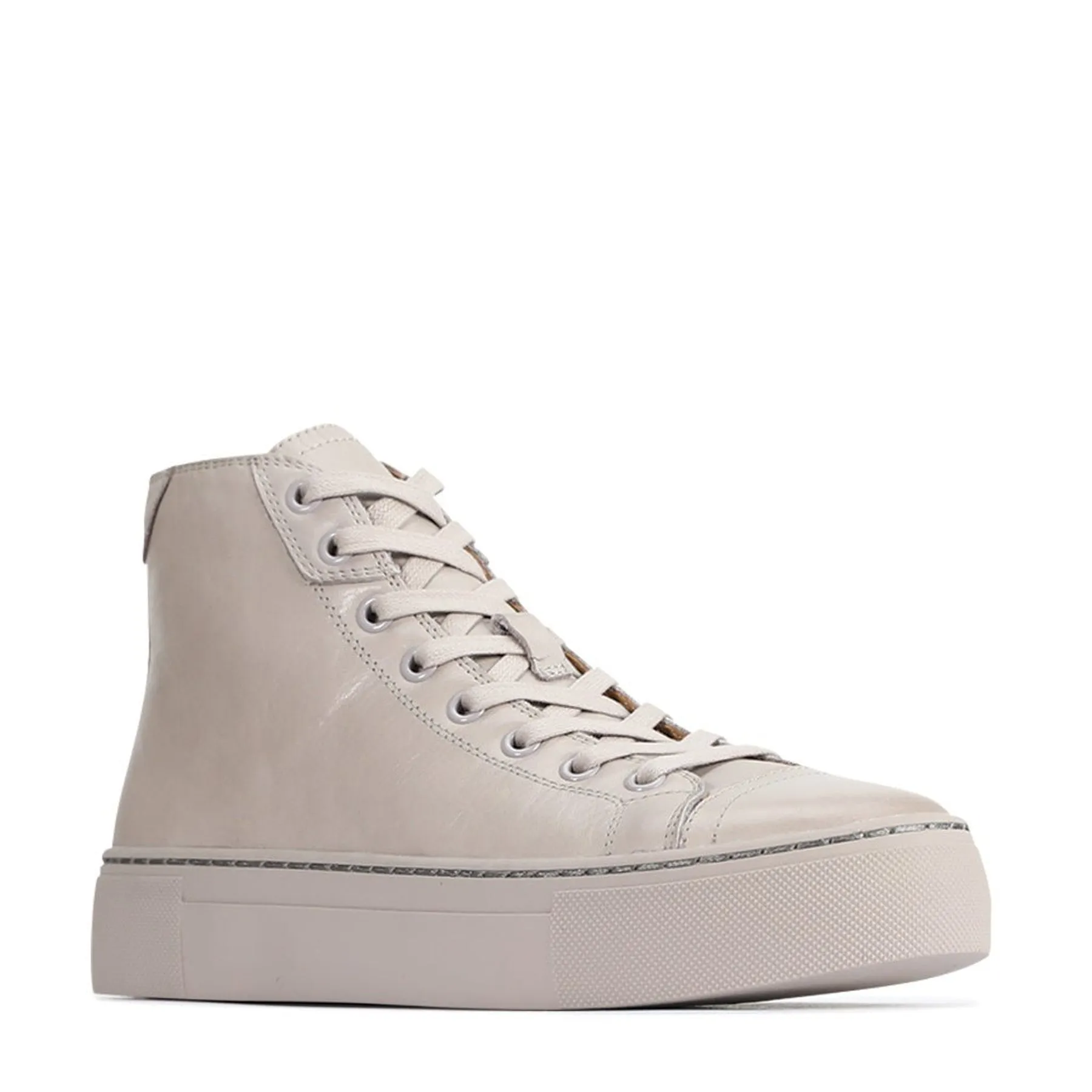 RETROSPECTIVE ARCHIVE SNEAKERS