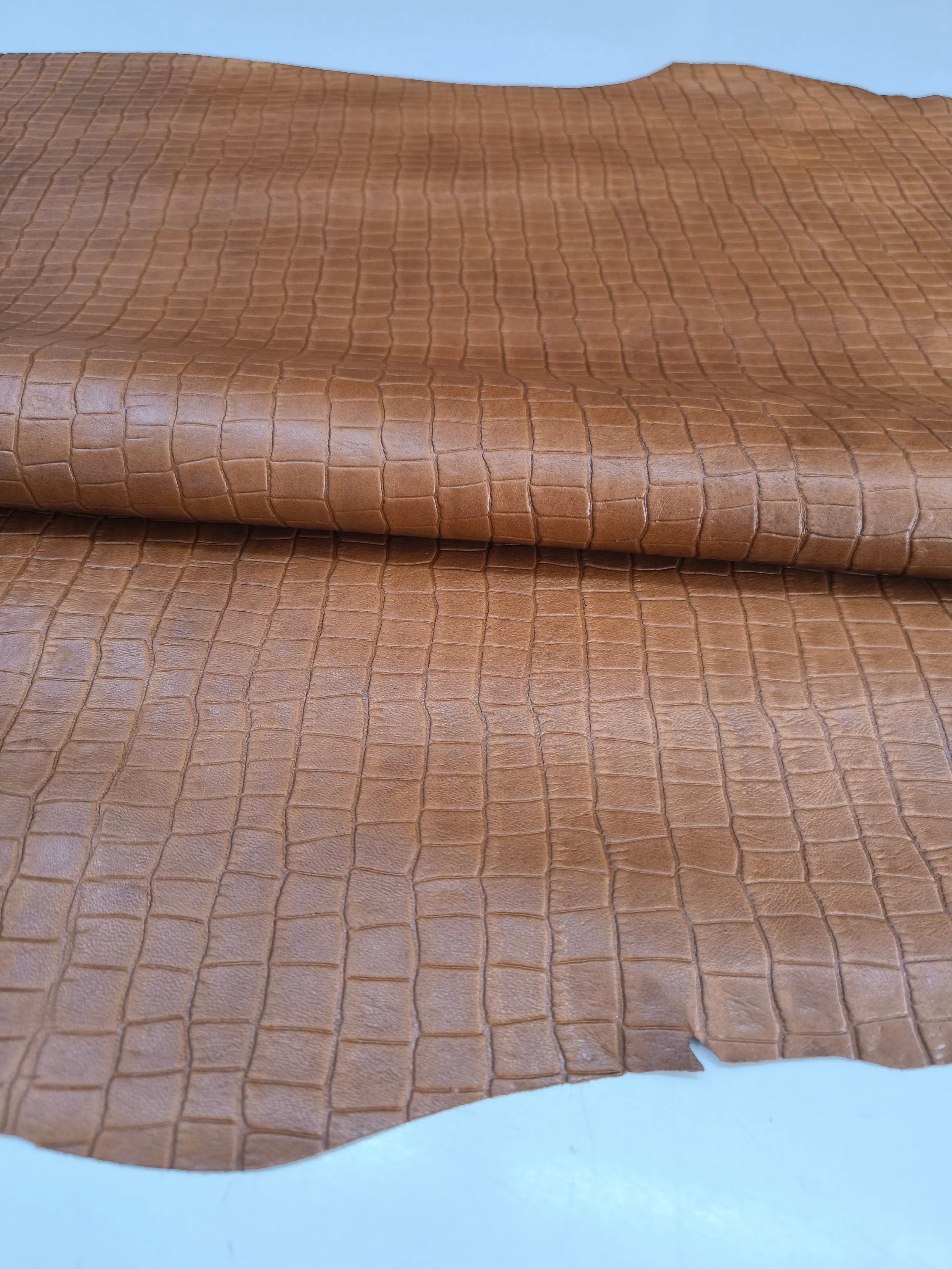 Sheep leather crocodile printed, genuine sheepskin leather sheets alligator embossed, thickness 1,1mm(3 oz)