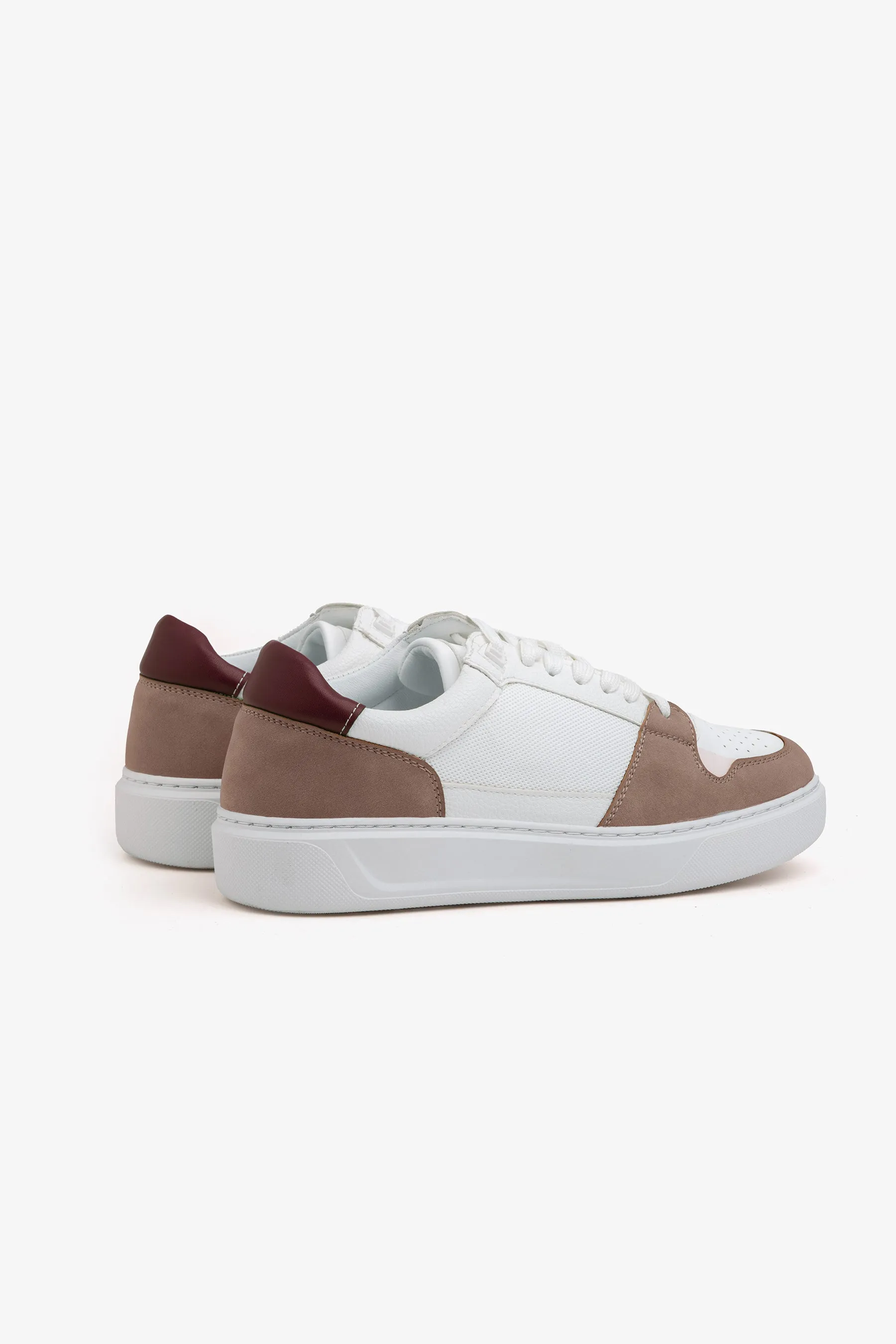Sneakers bimaterica traforata beige