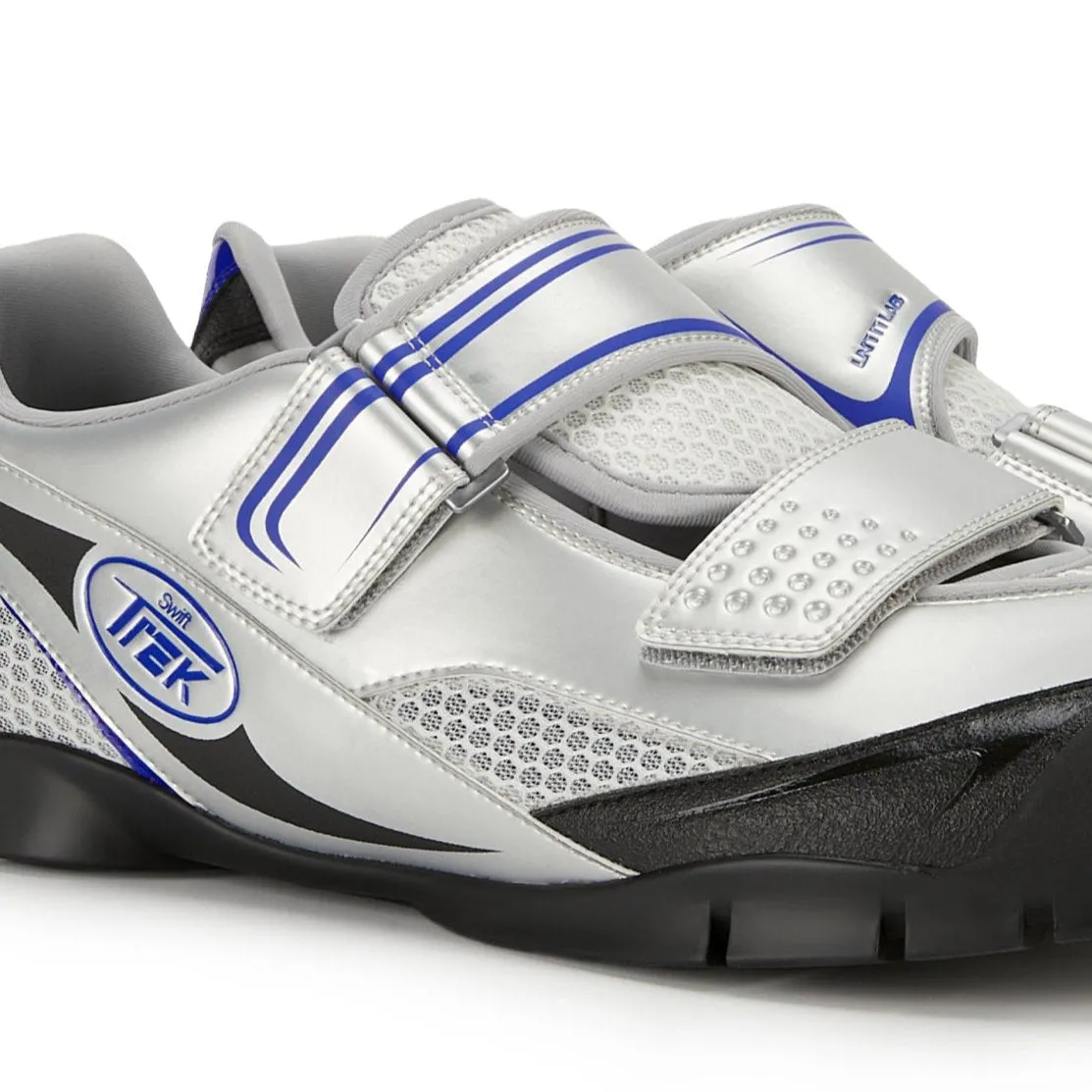 Swift Trek Aero Sneakers (Silver)