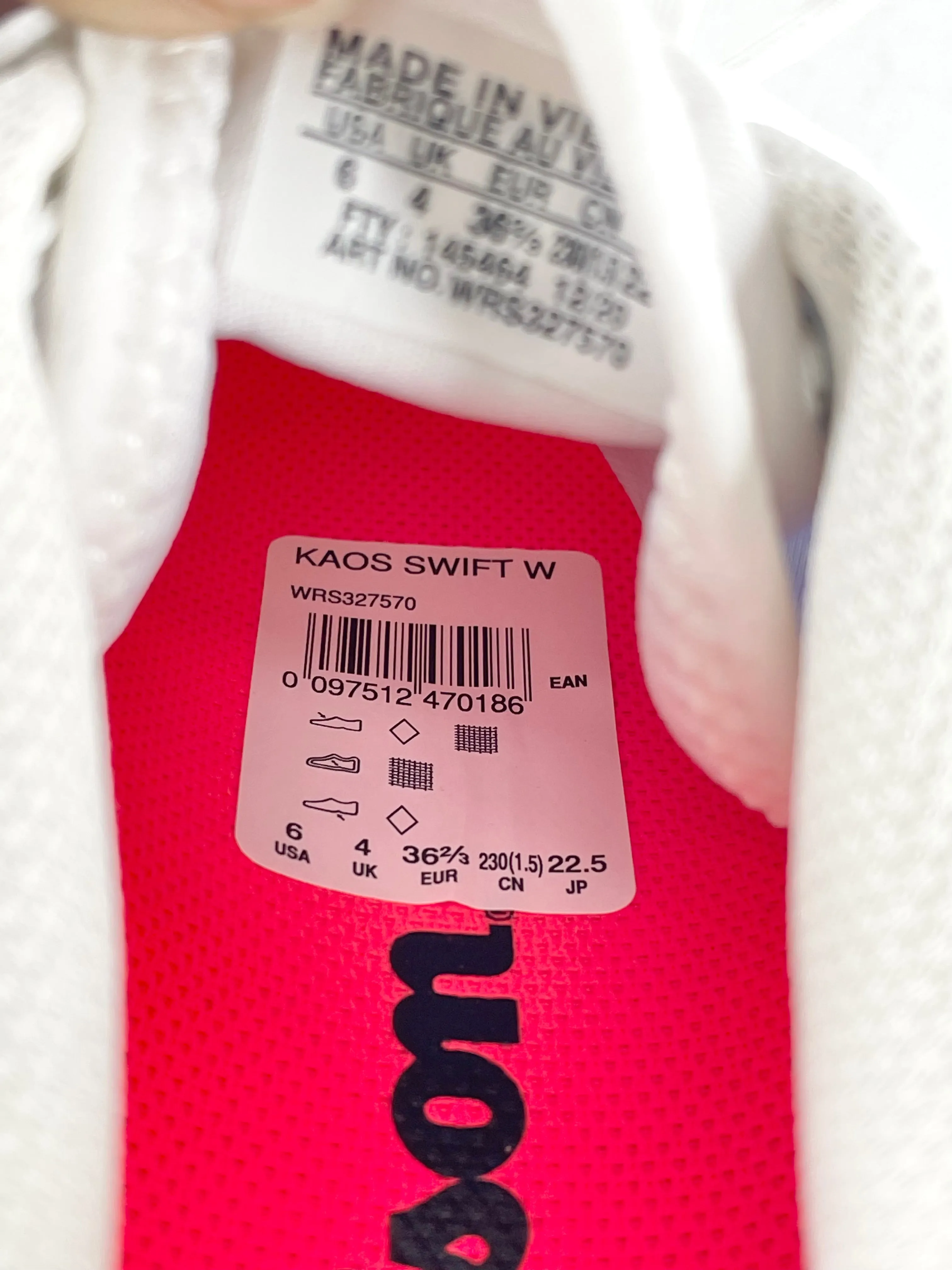 Wilson Chambray White & Fig KAOS Swift Tennis Shoes - 6